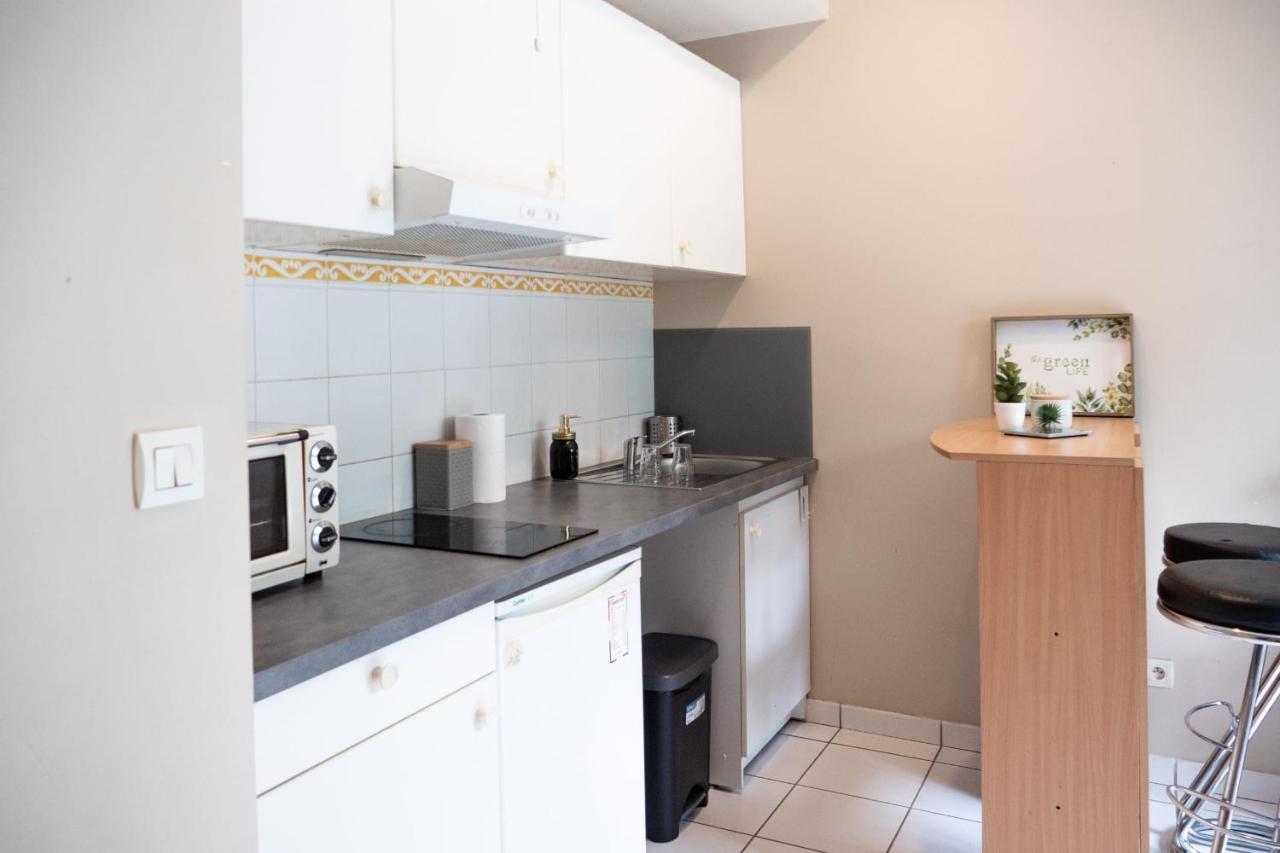 Charming Studio Near Jean Mace Διαμέρισμα Λυών Εξωτερικό φωτογραφία
